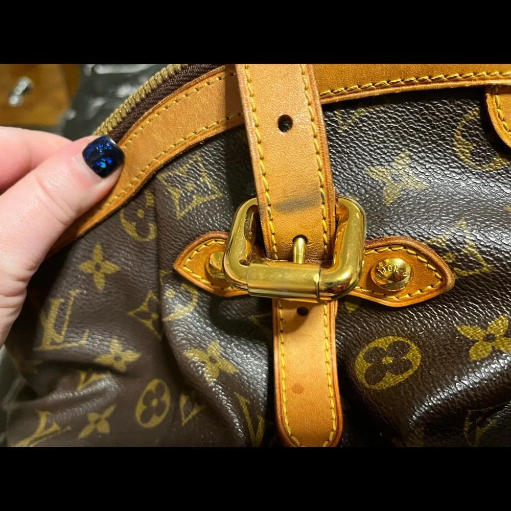 Louis Vuitton Tivoli Gm Brown Leather Hobo Bag